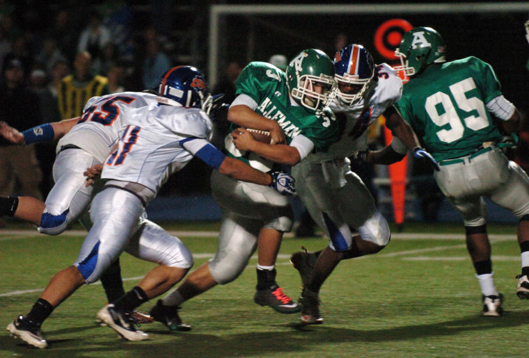 Alleman's Mendoza thankful for Thanksgiving practice